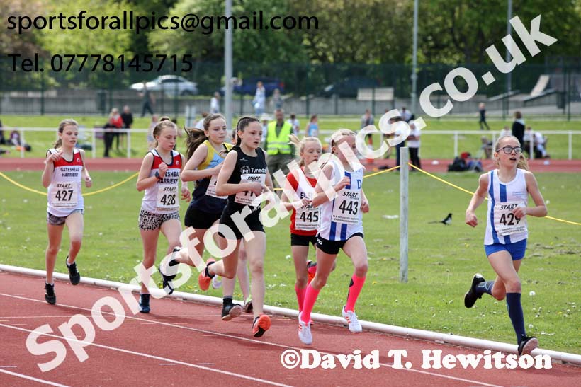 Girls under-13s 1500 metres, 2019 North Eastern Track and Field Champs., Middlesbrough. Photo:  David T. Hewitson/Sports for All Pics